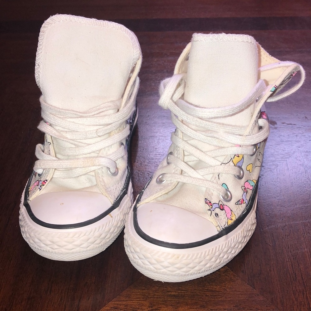 Children’s unircorn converse